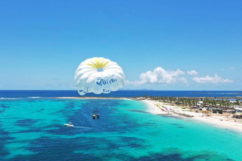 Blue Wave - 2 Bedrooms - Orient Beach! Quarter of Orleans Екстер'єр фото
