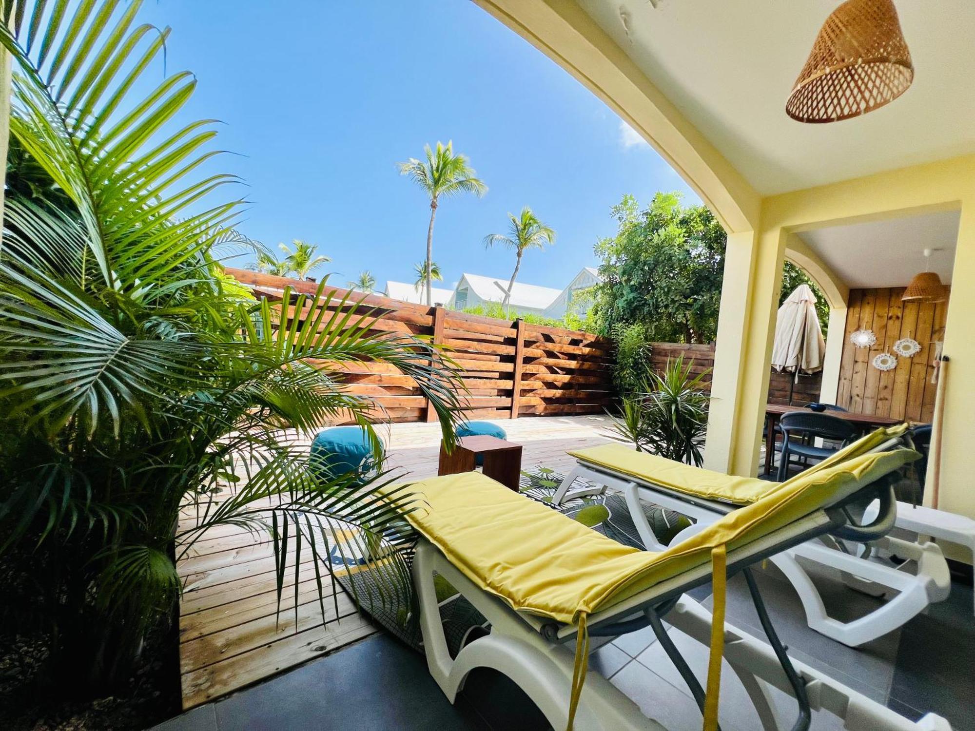 Blue Wave - 2 Bedrooms - Orient Beach! Quarter of Orleans Екстер'єр фото